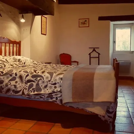 Ferienhaus Logis Des Gabelous Belligné